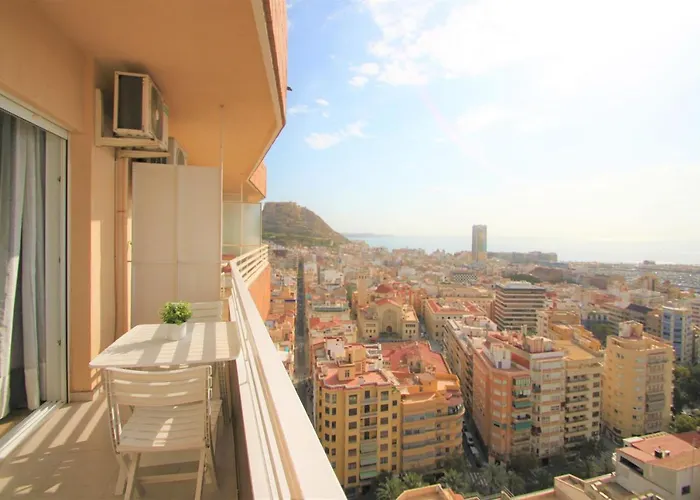 Estudio Casaturis En Planta 18 En Pleno Centro De Alicante A106